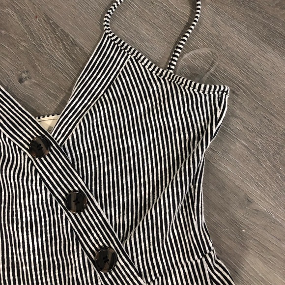 🌪Caution To The Wind striped ROMPER - Picture 4 of 5